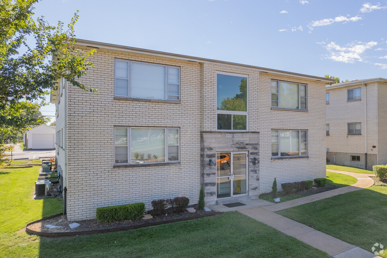 Gravois Place Apartments - Gravois Place Apartments