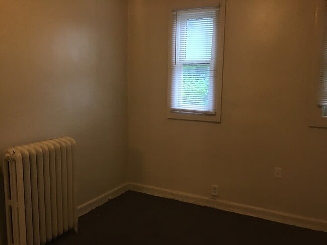 Photo - 1120-22 W Hadley St Unidad Lower Rear