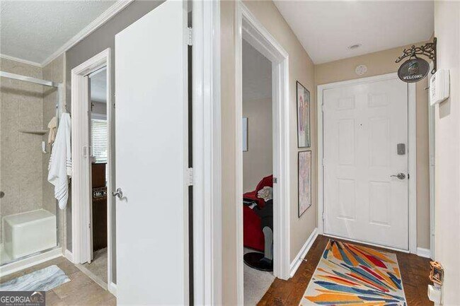 Photo - 525 Warm Springs Cir