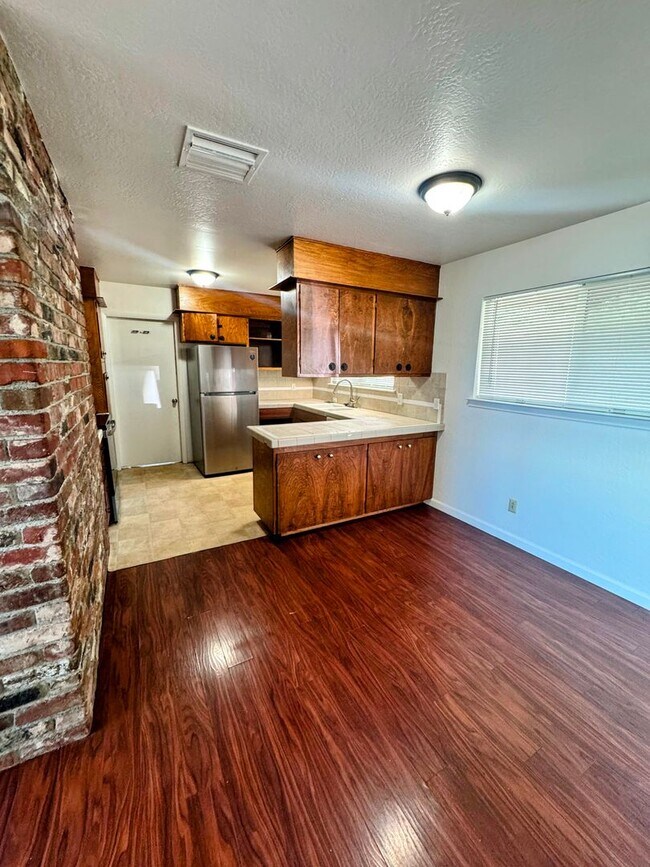 Photo - 3201 Springe St Unit 1