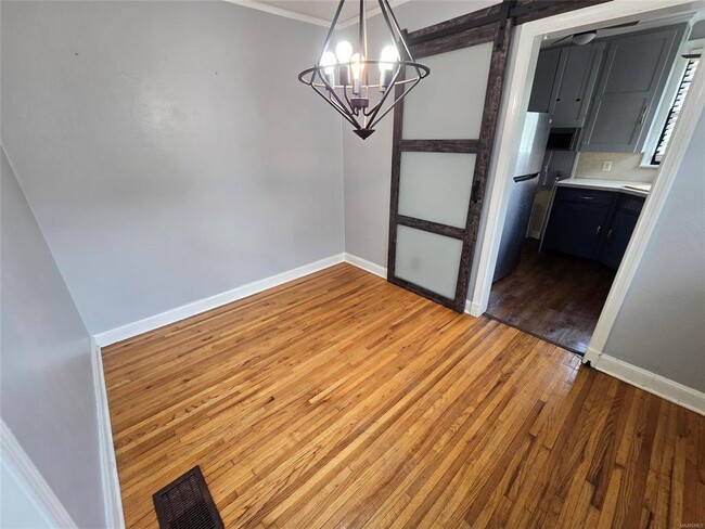 Photo - 110 Oak Forest Dr