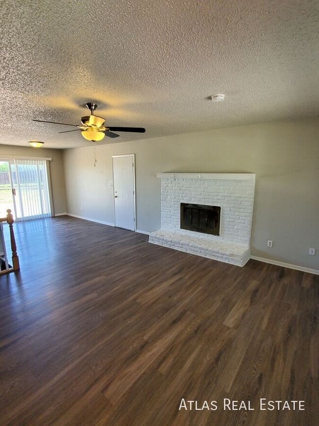 Photo - 10290 Benton St