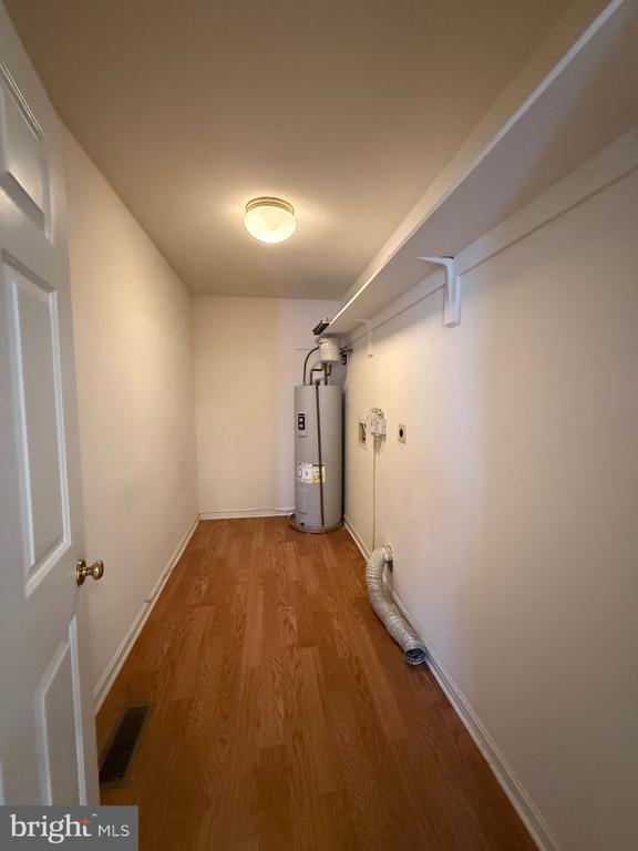 Photo - 7112 Sharon Rd