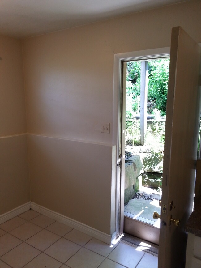 Puerta de la cocina - 102 Braden Ct Unidad 102 Braden Court