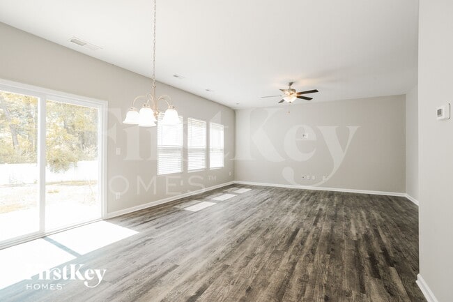 Photo - 9628 Hamel St