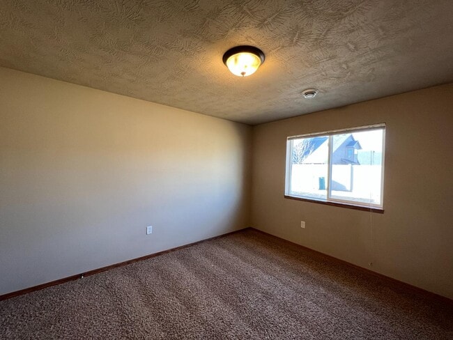 Photo - 3600 W 93rd St