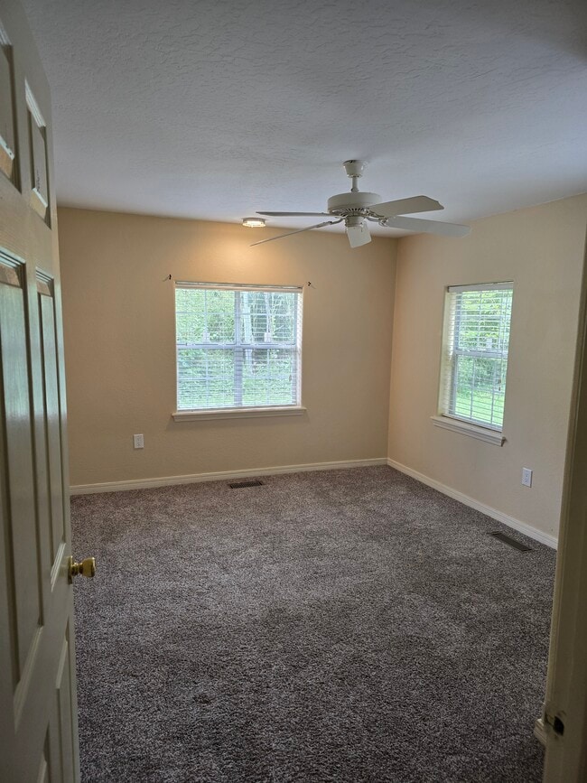 Main bedroom - 3612 Barry Ave Unit 1
