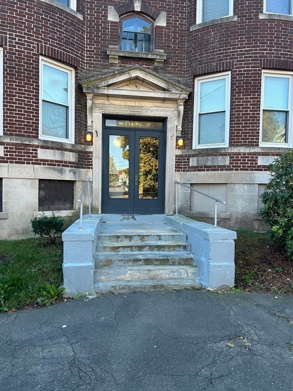 Photo - 6 Laurel St Unit 2R