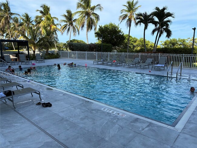 Photo - 4301 Collins Ave Unit 402