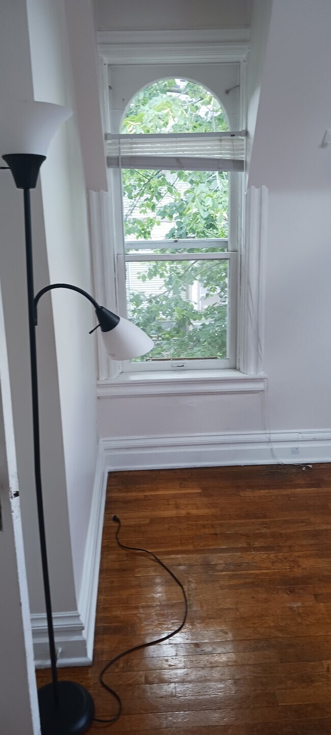 Photo - 703 Wheaton Ave Unit 3