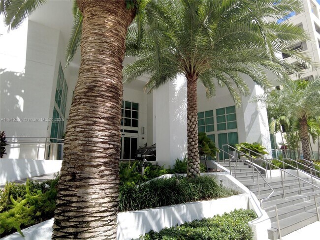 Photo - 950 Brickell Bay Dr Unidad 5404