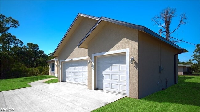 Photo - 3047 S Beechwood Cir