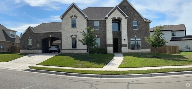 Building Photo - 20808 Pinewalk Dr Rental