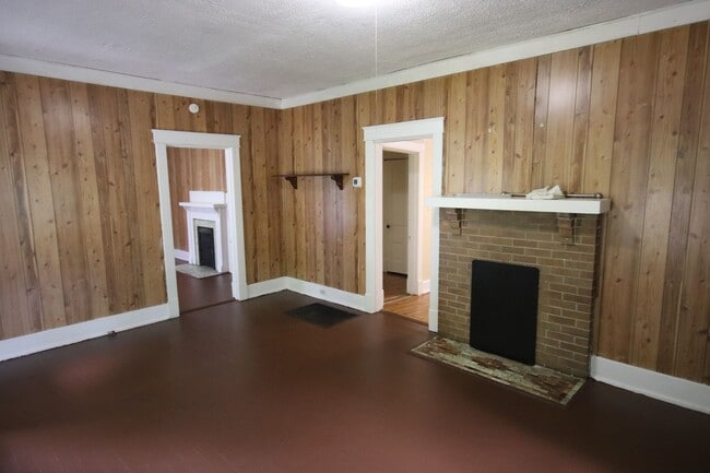 Photo - 3409 Taylor St