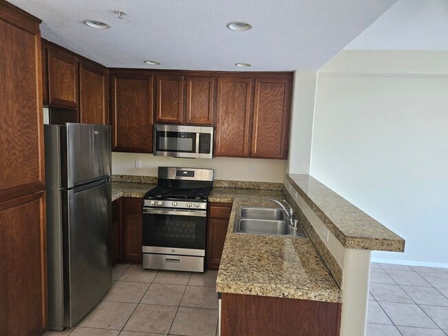 1241 Santa Cora Ave Unit 332