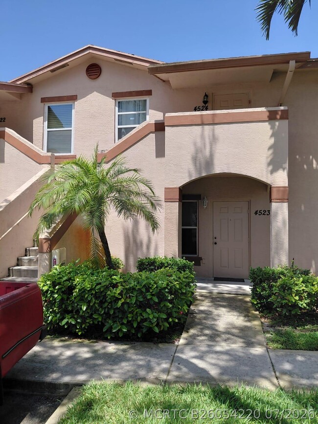 Building Photo - 4524 Oak Terrace Dr