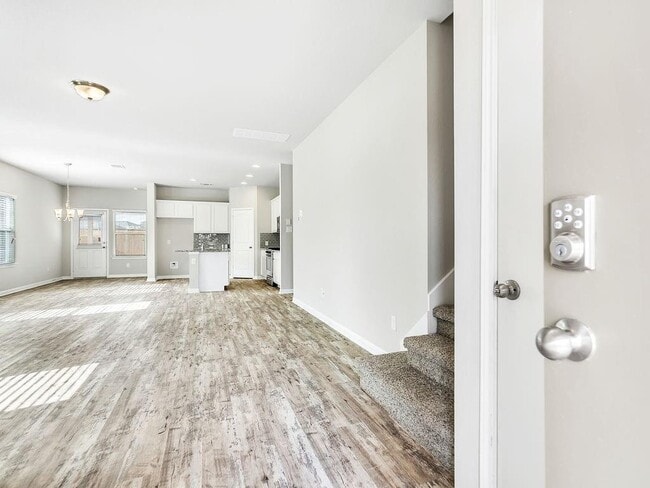 Photo - 18434 Stevie Ray Dr