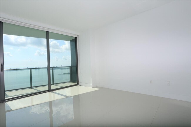 Photo - 460 NE 28th St Unit 3404