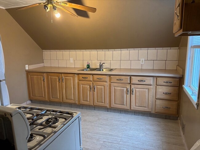 Photo - 3226 Union Ave Unit 1