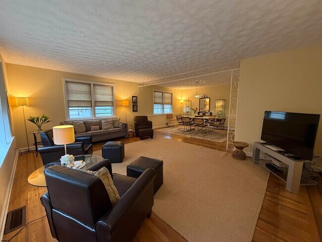 Photo - 33 N Gladstone Ave