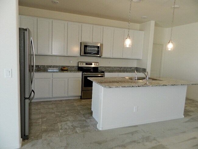 Photo - 15408 W Edgemont Ave