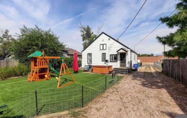 Photo - Picture-Perfect 3-Bedroom Charmer – AVAILABLE 5/8/2026