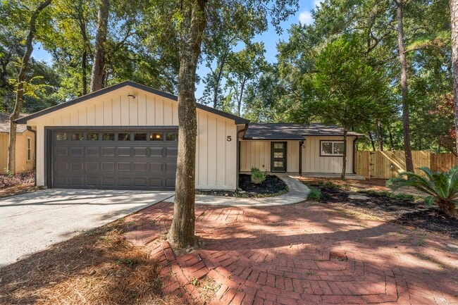 Building Photo - 5 Canyon Oak Pl Rental