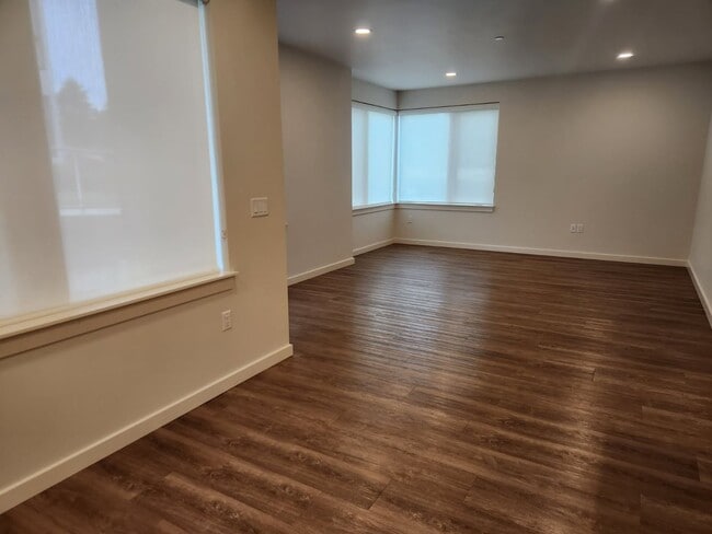 Photo - Golf View 2 Bedroom, 2 Bath Flat Unidad 201