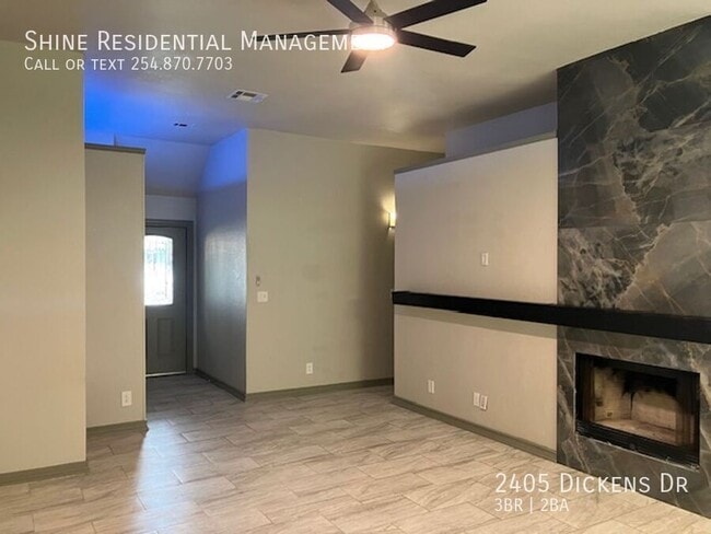 Photo - 2405 Dickens Dr