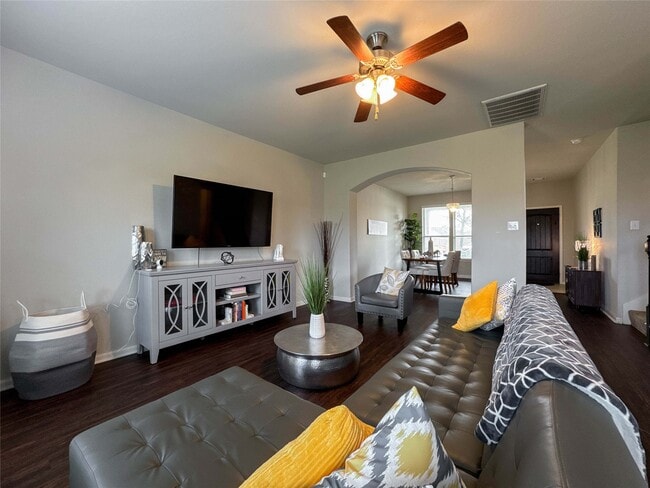 Building Photo - 2 Eagle Lake Ct