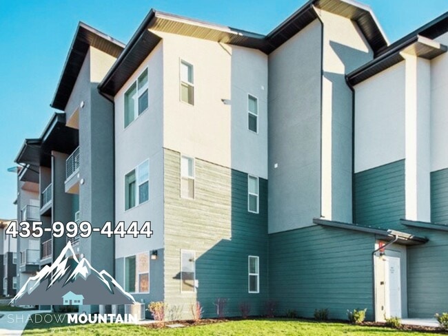 Building Photo - 536 N 130 E
