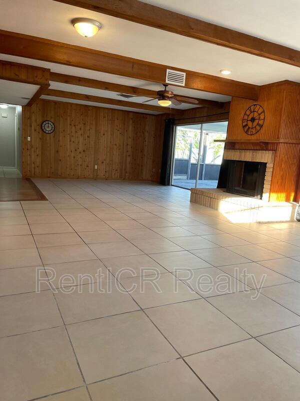 Photo - 810 Maple Ridge Rd