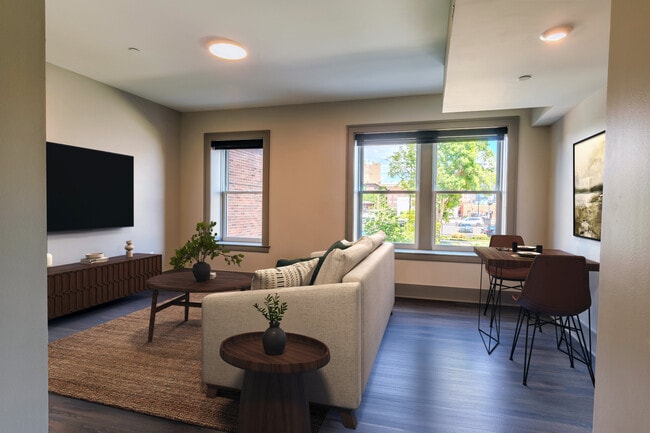 Photo - Henry Street Apartments