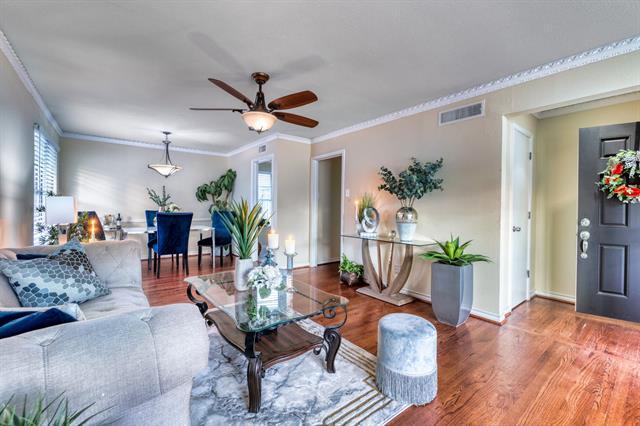 Photo - 314 Easton Rd