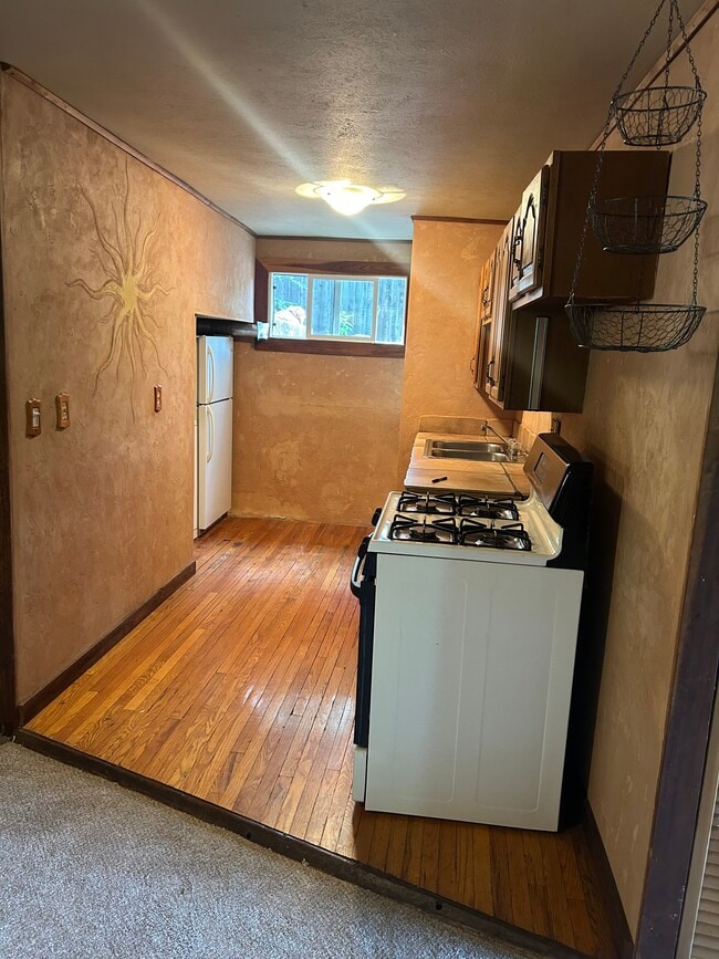 Photo - 1500 Orchard Ave