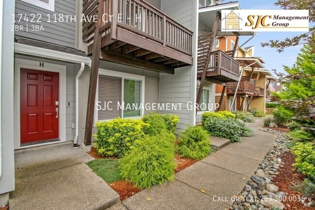 Building Photo - Fantastic three-story condo in South Hill Unit H