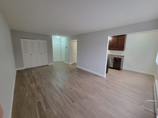 Photo - Sheraton Place Apartments