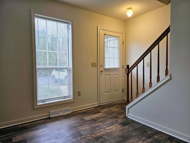 256 Morgan Dr
