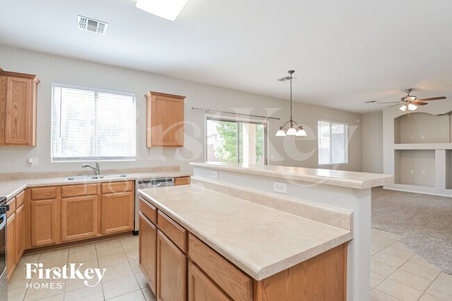 Photo - 10616 S Lucius Dr