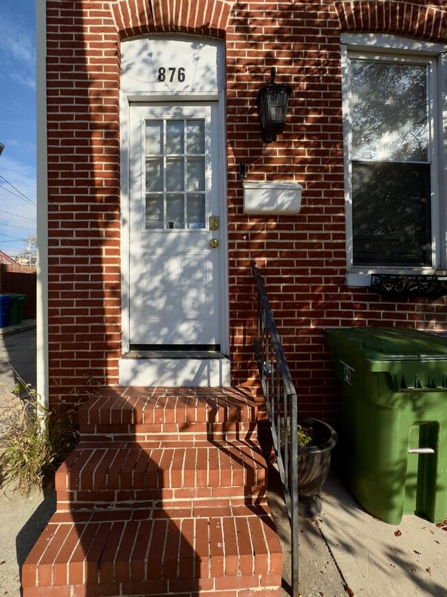 Charming 1Bed/1Bath Townhome with a BONUS ... - Charming 1Bed/1Bath Townhome with a BONUS ...