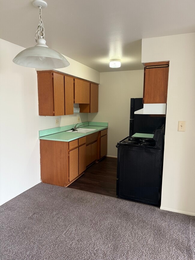 Photo - Royal Park Apartments