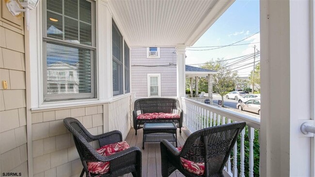 Photo - 9410 Winchester Ave