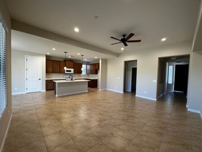 Photo - Home in Mountain Gate