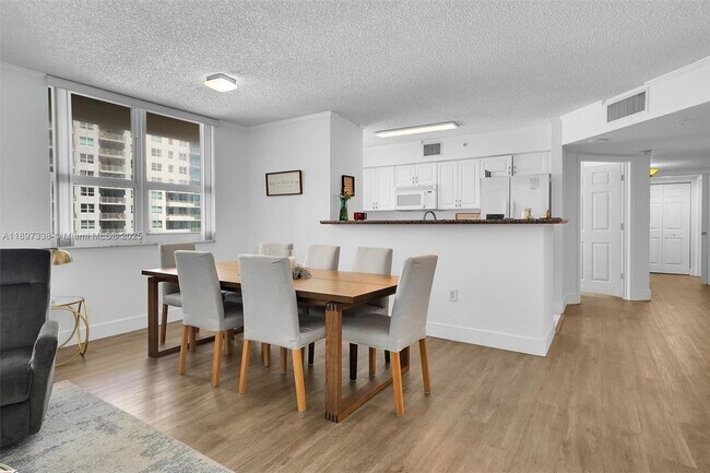 Photo - 1155 Brickell Bay Dr Unit 1702
