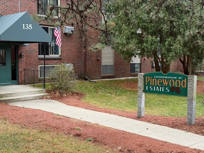 Photo - 131 English Village Rd Unit 202