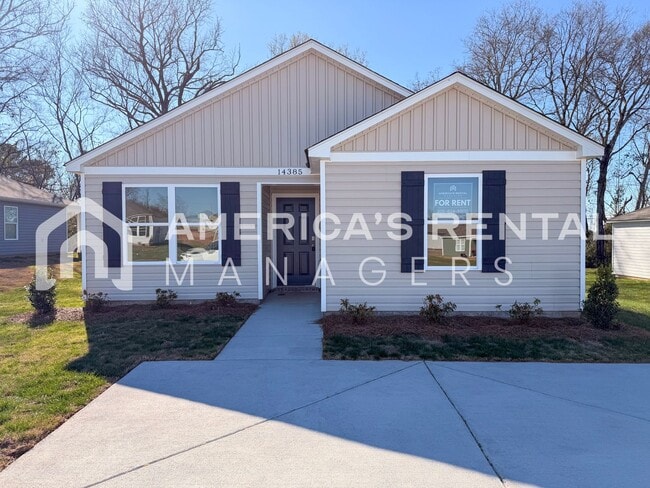 Photo - Spacious Four Bedroom for Rent in Tuscaloosa, AL!