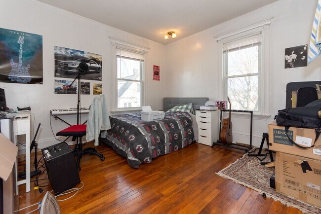 Photo - Great Value Near BU! 3 Bed 1 Bath