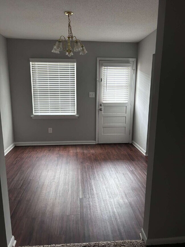 Photo - 4770 Champion Ct