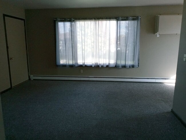 Photo - 2766 N Robinson Dr Unit #4