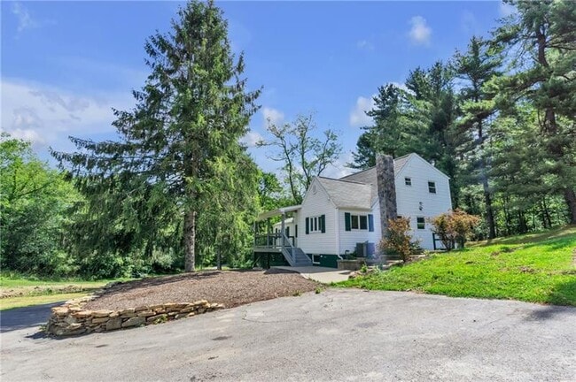 Photo - 116 Purvis Ln